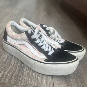 Vans Women's Black and Pink Checkered Sneakers
